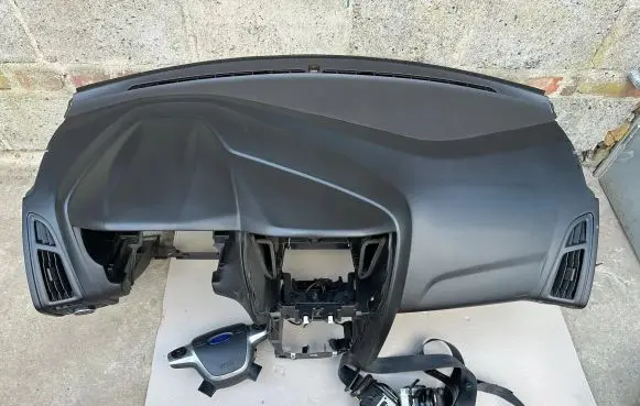 Ford Focus Dashboard