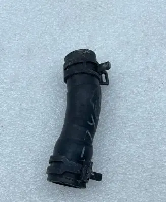 Mercedes-Benz GLE (W166 - C292) Engine coolant pipe/hose A1668300496
