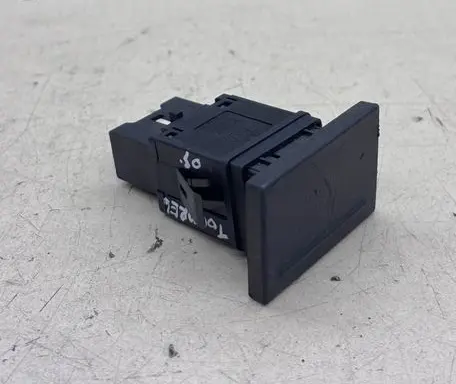 Volkswagen Touareg I Passenger airbag on/off switch 7L6919235
