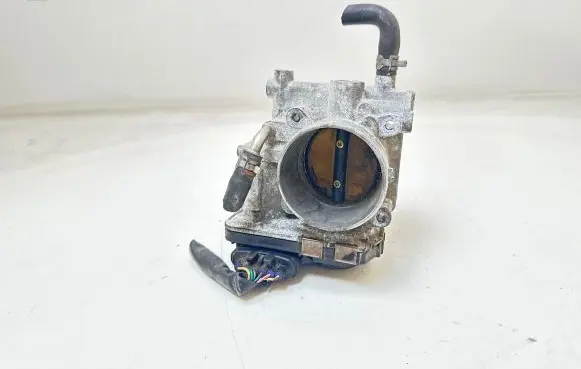 Subaru Legacy Throttle valve 16112AA010