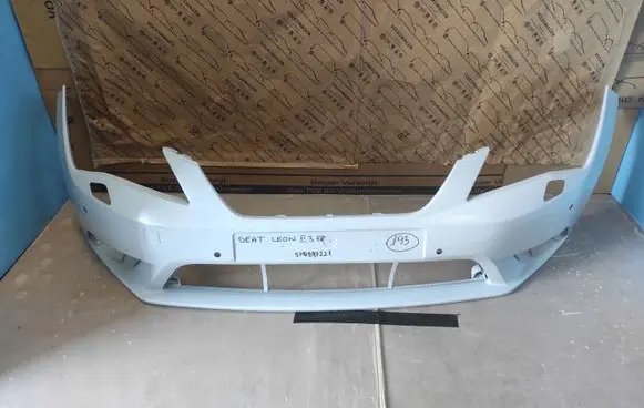 Seat Leon (5F) Front bumper 5F0807221