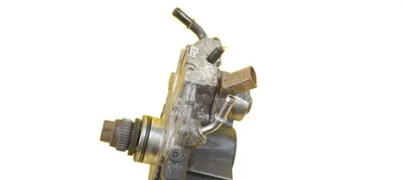 Mercedes-Benz E W212 Fuel injection high pressure pump A6510702601 651924