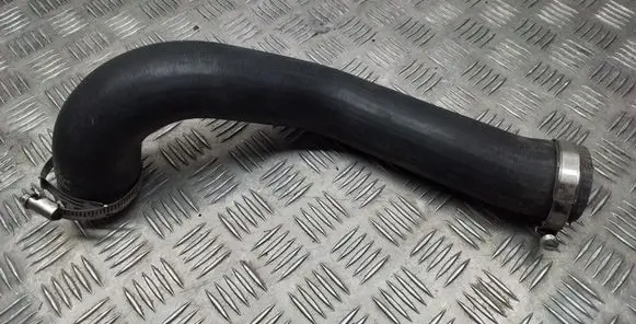 Audi Q7 4L Engine coolant pipe/hose 4L0145737B