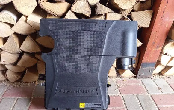 Hyundai Ioniq Air filter box 28110G2700