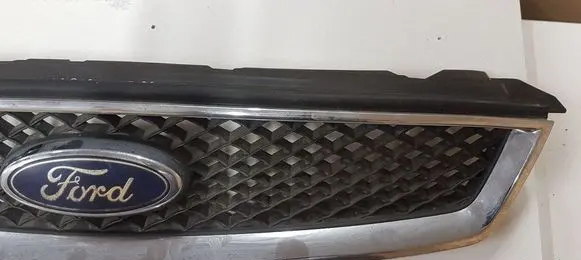 Ford Focus Front grill 4M518200AJ 4M518200BJ