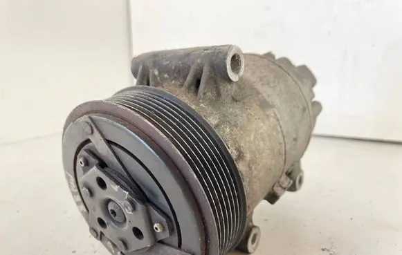 Nissan Primera Air conditioning (A/C) compressor (pump)