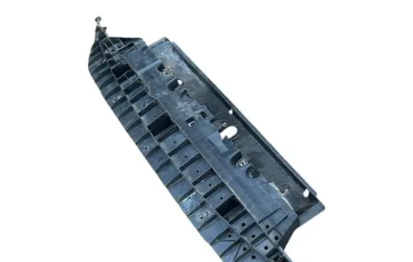 Peugeot 208 I Front bumper skid plate/under tray 9673271680 1081644X