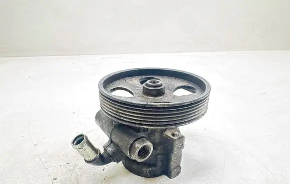 Citroen Xsara Picasso Power steering pump 26103773