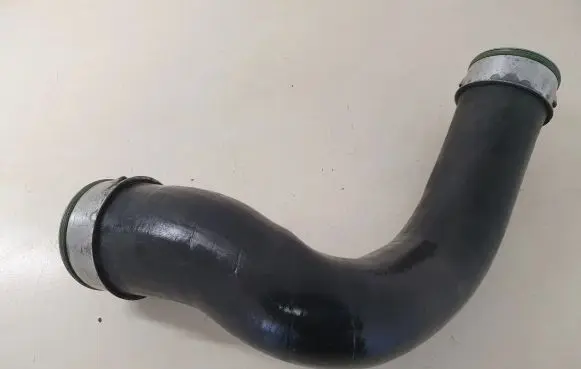 Volkswagen Multivan T5 Intercooler hose/pipe