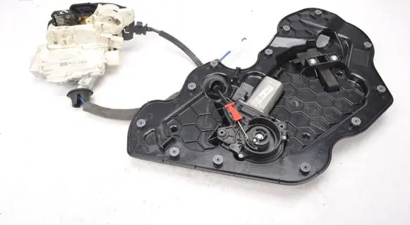 Audi A8 S8 D4 4H Rear door lock 4H0839015