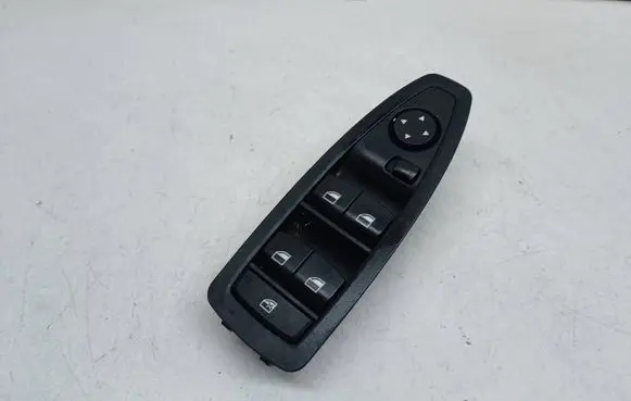 BMW 3 F30 F35 F31 Electric window control switch 9208110
