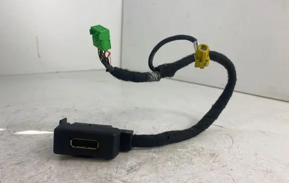 Volkswagen Touareg II Sound system wiring loom 4F0035727