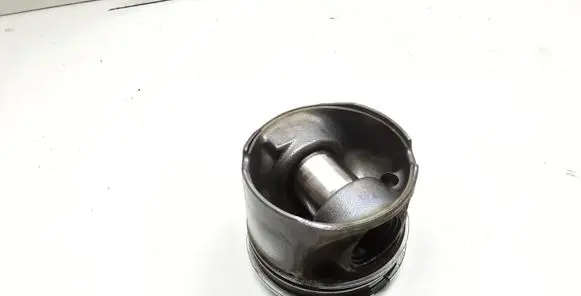 BMW X5 E70 Piston 