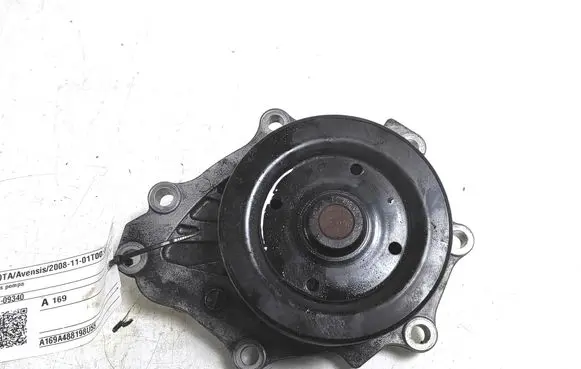 Toyota Avensis T270 Water pump 16100-09340