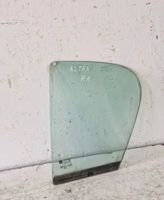 Opel Astra H Rear vent window glass 43R001582 E000199 AS2M3236DOT682