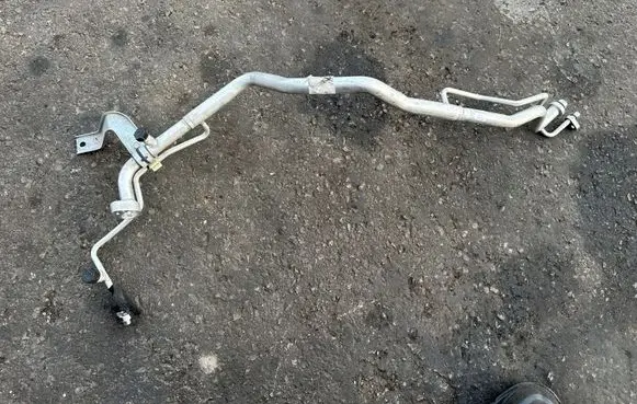 Renault Kadjar Air conditioning (A/C) pipe/hose 924401619R