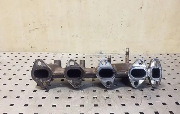 KIA Sorento Exhaust manifold