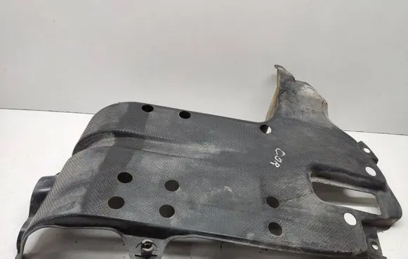 Toyota Corolla E120 E130 Engine splash shield/under tray 5839802010