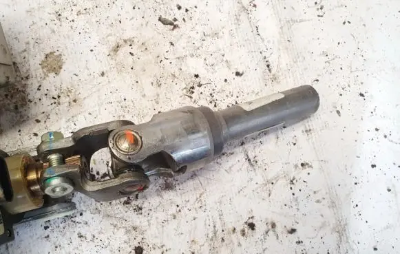 Steering column universal joint