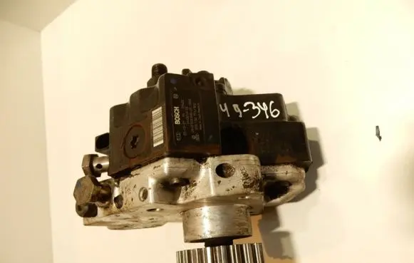Audi A6 S6 C6 4F Fuel injection high pressure pump 059130755J 0445010125 49346