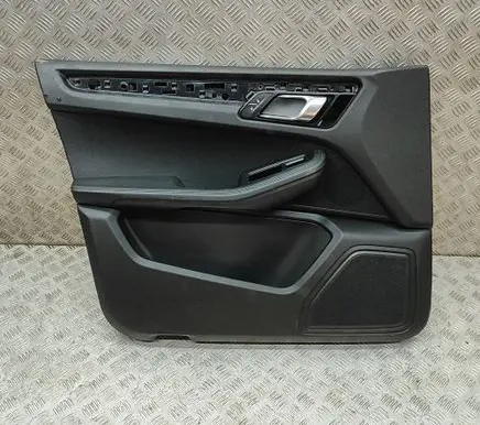 Porsche Macan (95B) Front door card panel trim 95B867011