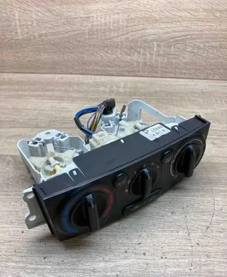 Mazda 626 Climate control unit LC94B4G13