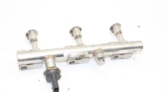 Ford Fiesta Fuel main line pipe H6BG9D280AB