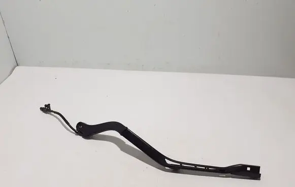 Volvo XC90 Front wiper blade arm 31391846