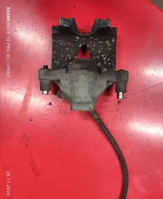 Mercedes-Benz C W204 Rear brake caliper 1181710022