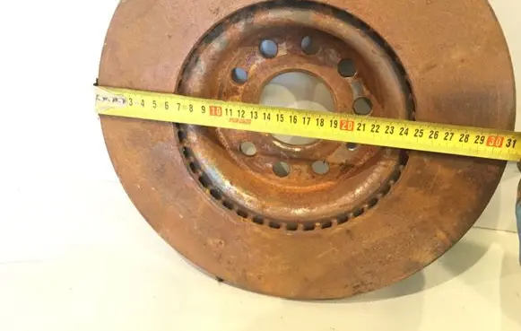 Volkswagen PASSAT B6 Front brake disc