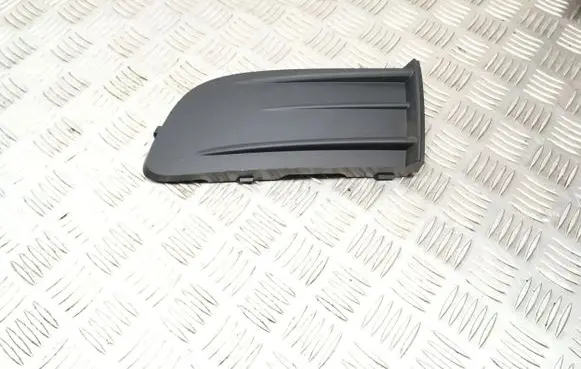 Skoda Octavia Mk2 (1Z) Front bumper lower grill 1Z0807367 00101113936500100