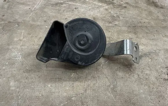 Mercedes-Benz C W205 Horn signal A2055420820 1428E18 218052018