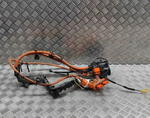Skoda Enyaq iV Electric car charging cable 5LA907175 1EA973732X