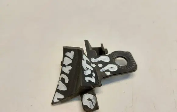 Porsche Taycan 9J1 Fender mounting bracket 9J1807834JLK01