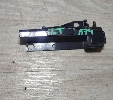 Renault Kangoo III Sliding door lock loop/hook striker 745N73689R