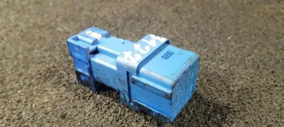 Nissan Primera Other relay 252309f900