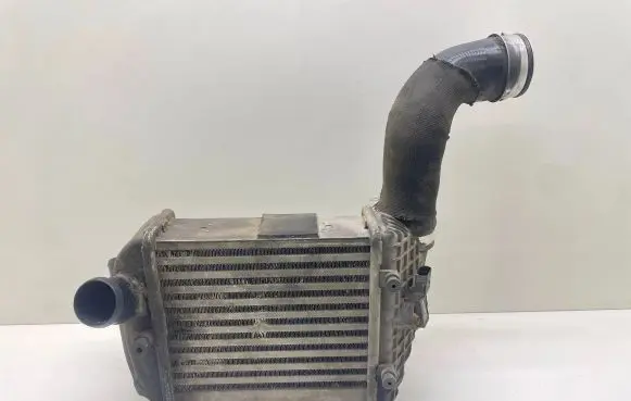 Audi A4 S4 B6 8E 8H Intercooler radiator 8E0145805