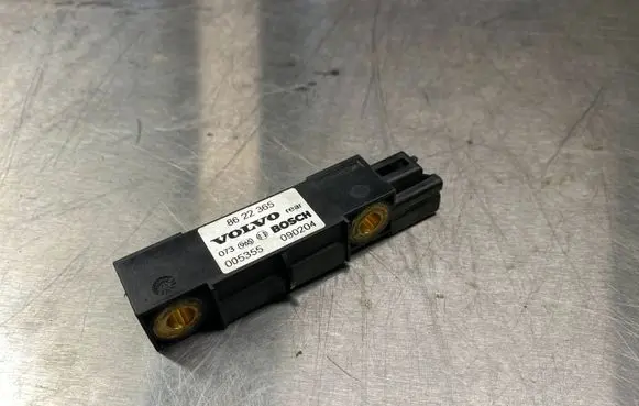 Volvo V70 Airbag deployment crash/impact sensor 8622365 005355 090204