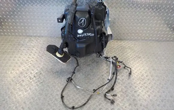 Renault Master III AdBlue liquid reservoir 
