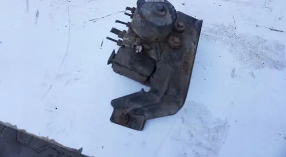 Chrysler Grand Voyager II ABS Pump