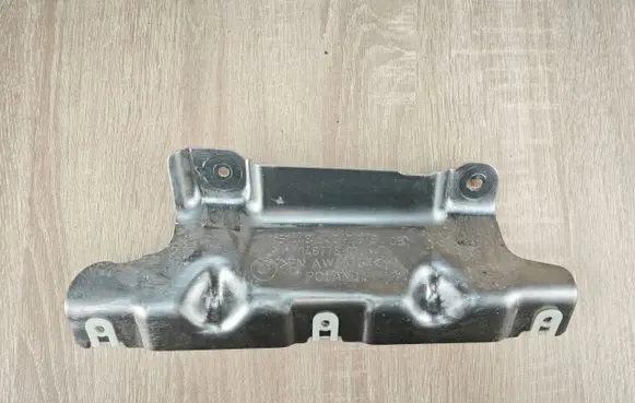 BMW 4 G22 G23 G24 G26 Heat shield in engine bay 7340979