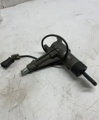 Audi A6 S6 C4 4A Ignition lock 4A0905851E
