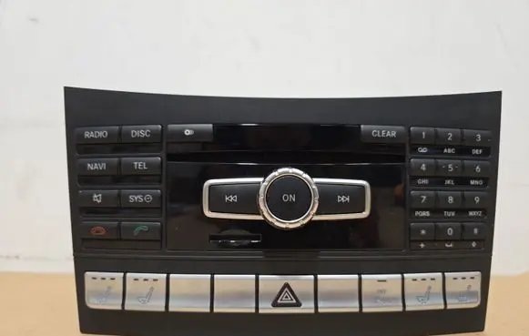 Mercedes-Benz CLS C218 X218 Radio/CD/DVD/GPS head unit A2129012504