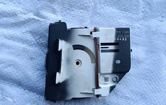 Volkswagen Touareg I Air circulation switch 7L6819766