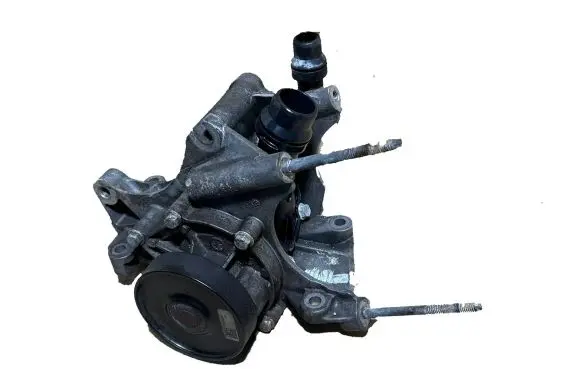 Toyota Avensis T270 Water pump 7823008 16080