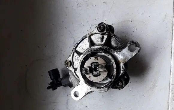 Vacuum pump