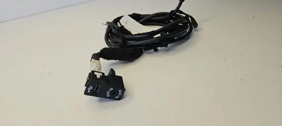 BMW 2 F22 F23 USB socket connector 9229246