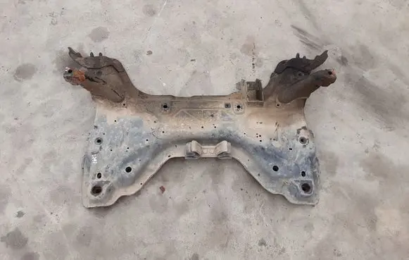 Citroen C4 I Picasso Front subframe