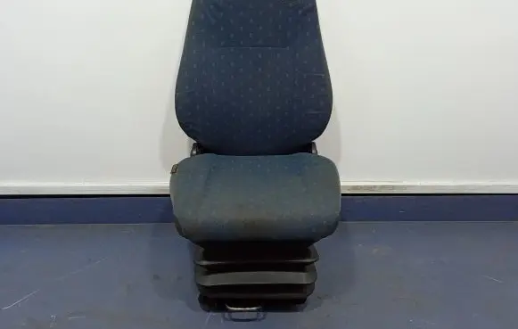 AC 428 Front passenger seat 