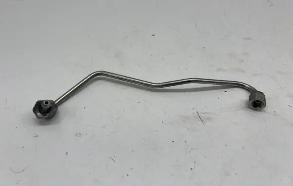 Opel Insignia B Fuel injector supply line/pipe